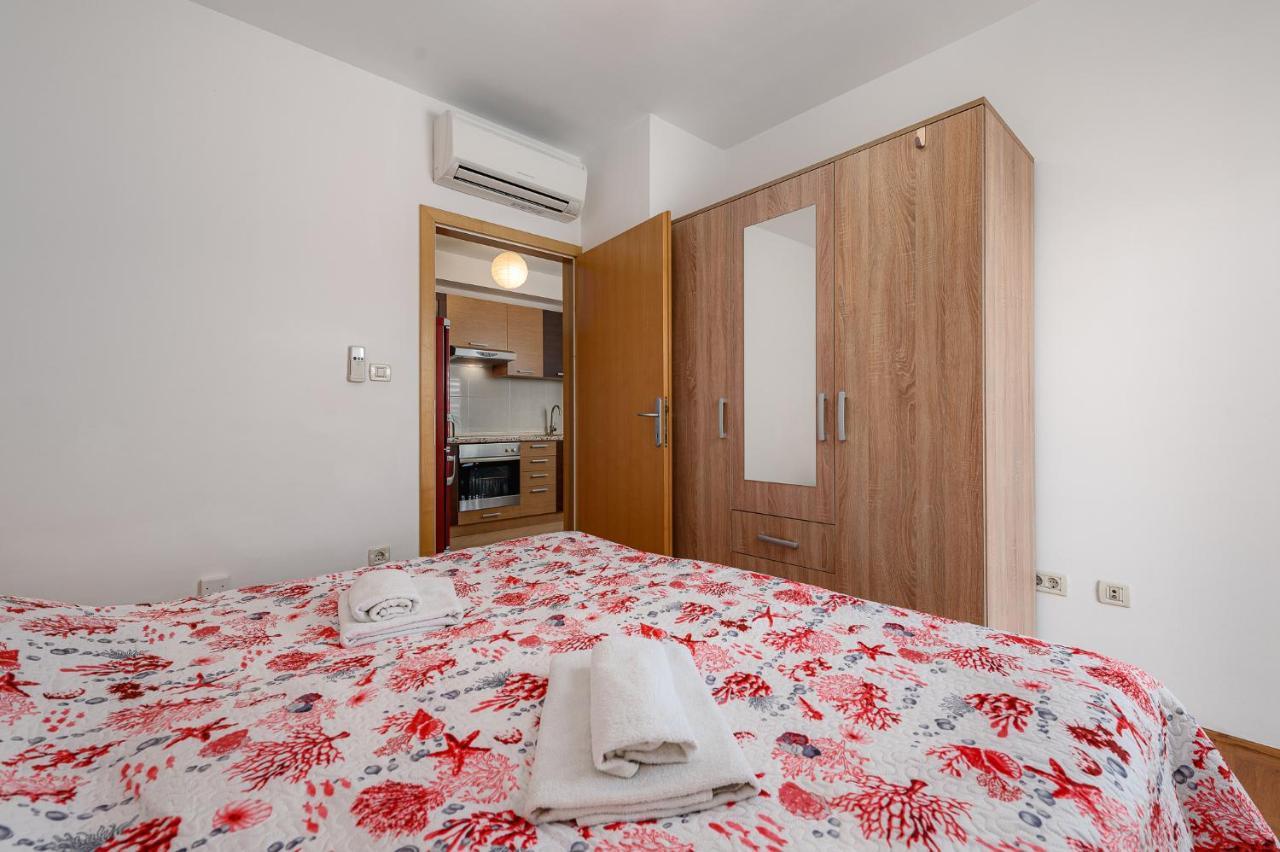 Apartment Ares 14 - Umag Center Exterior foto